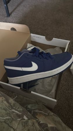 Women’s Jordan Size 6.5 