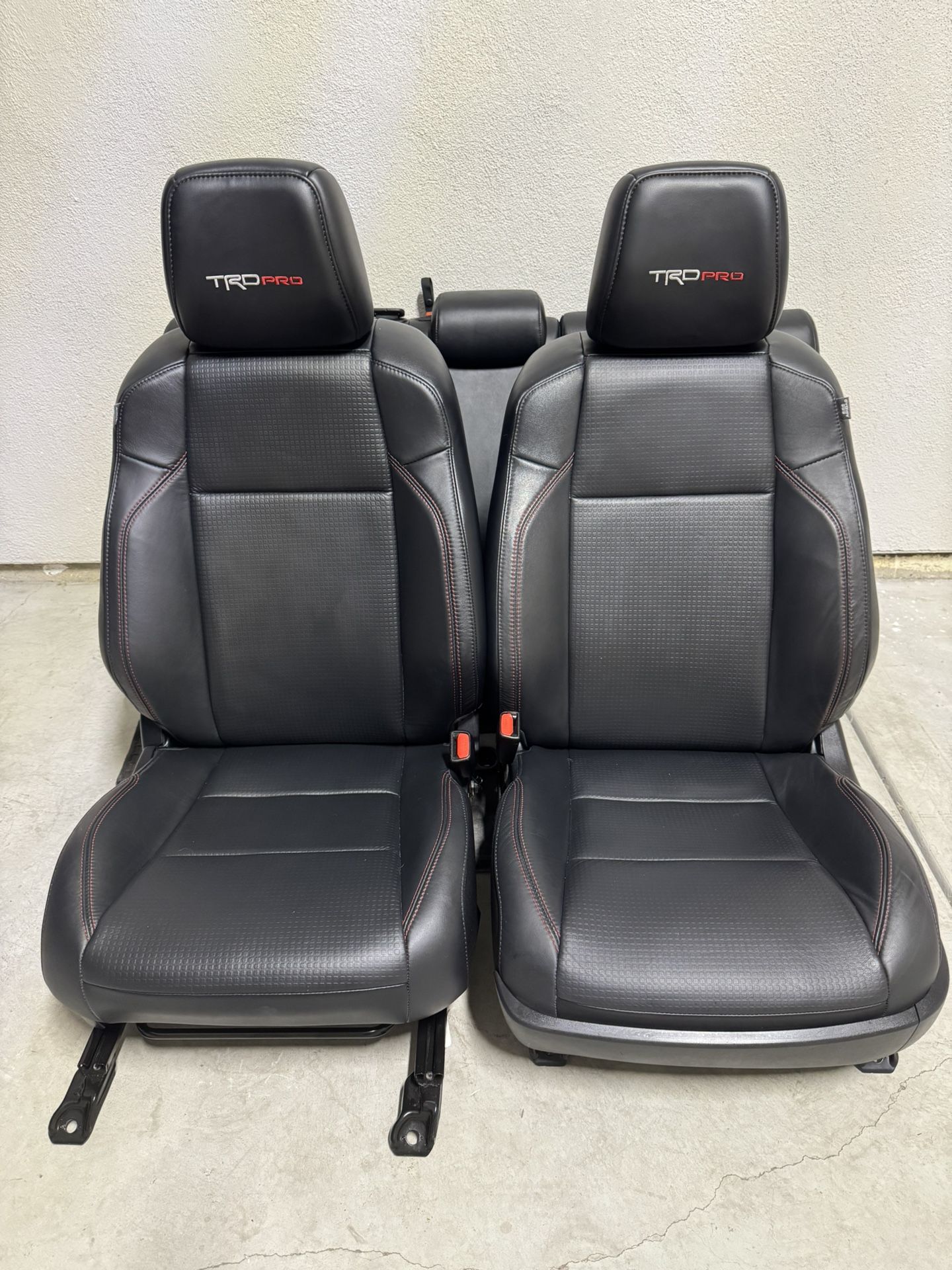 Interior Seats Tacoma PRO Leather 💺