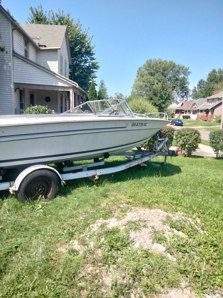 1980 Rinker Boat And Trailer-Handyman Special 