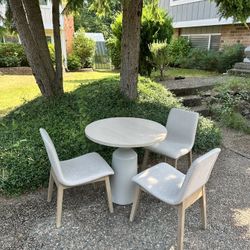 Modern style round dining table and chairs set 