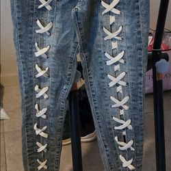 Fashion Nova jeans size 7