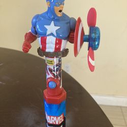Avengers Pez Dispenser And Fan 