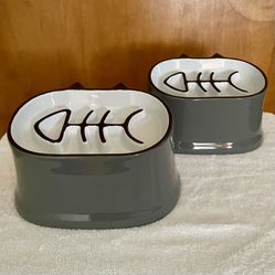 Elevated Ceramic Cat Dishes