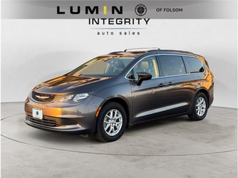 2020 Chrysler Voyager