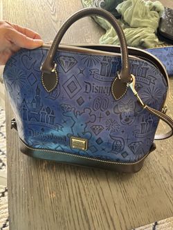 Dooney & Bourke purse