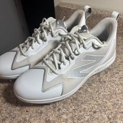 New Balance , Softball Cleats , Cleats, Metal Cleats, Womens Size 11