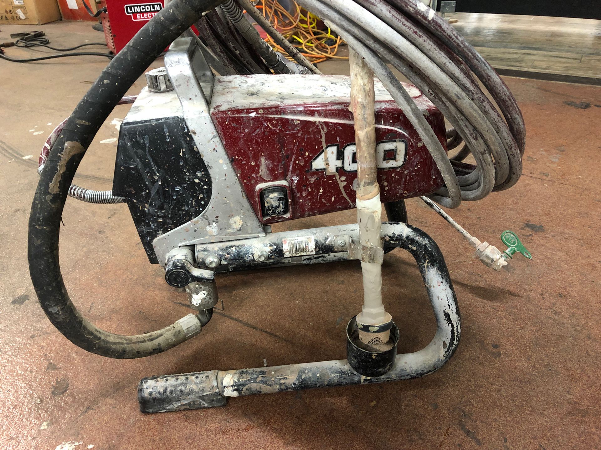 Titan 400 airless paint sprayer 3000 psi for Sale in Phoenix, AZ OfferUp