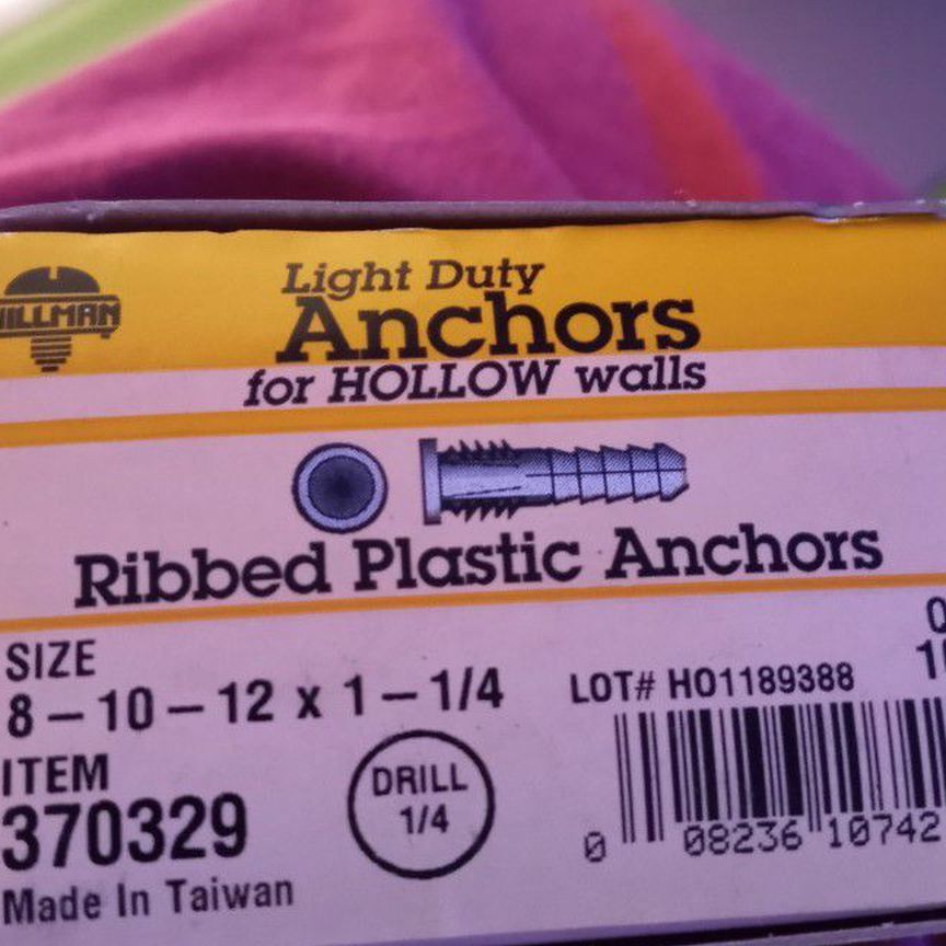 Ribbed Plastic Anchors 100ct I Have Large Quantity