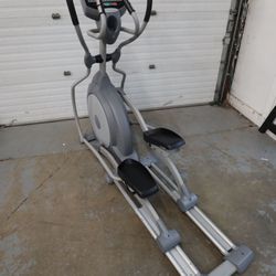 AUsed Spirit Fitness XE 350 350005 Elliptical (same manufacturer of sole)