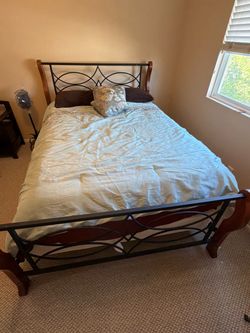 Queen size Wood and Metal Scroll Bed Frame