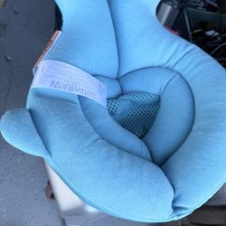 Skip Hop Moby SoftSpot Baby Bather 