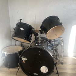 Drum Set In Offer!!