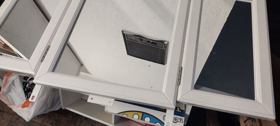 Kid's Vanity