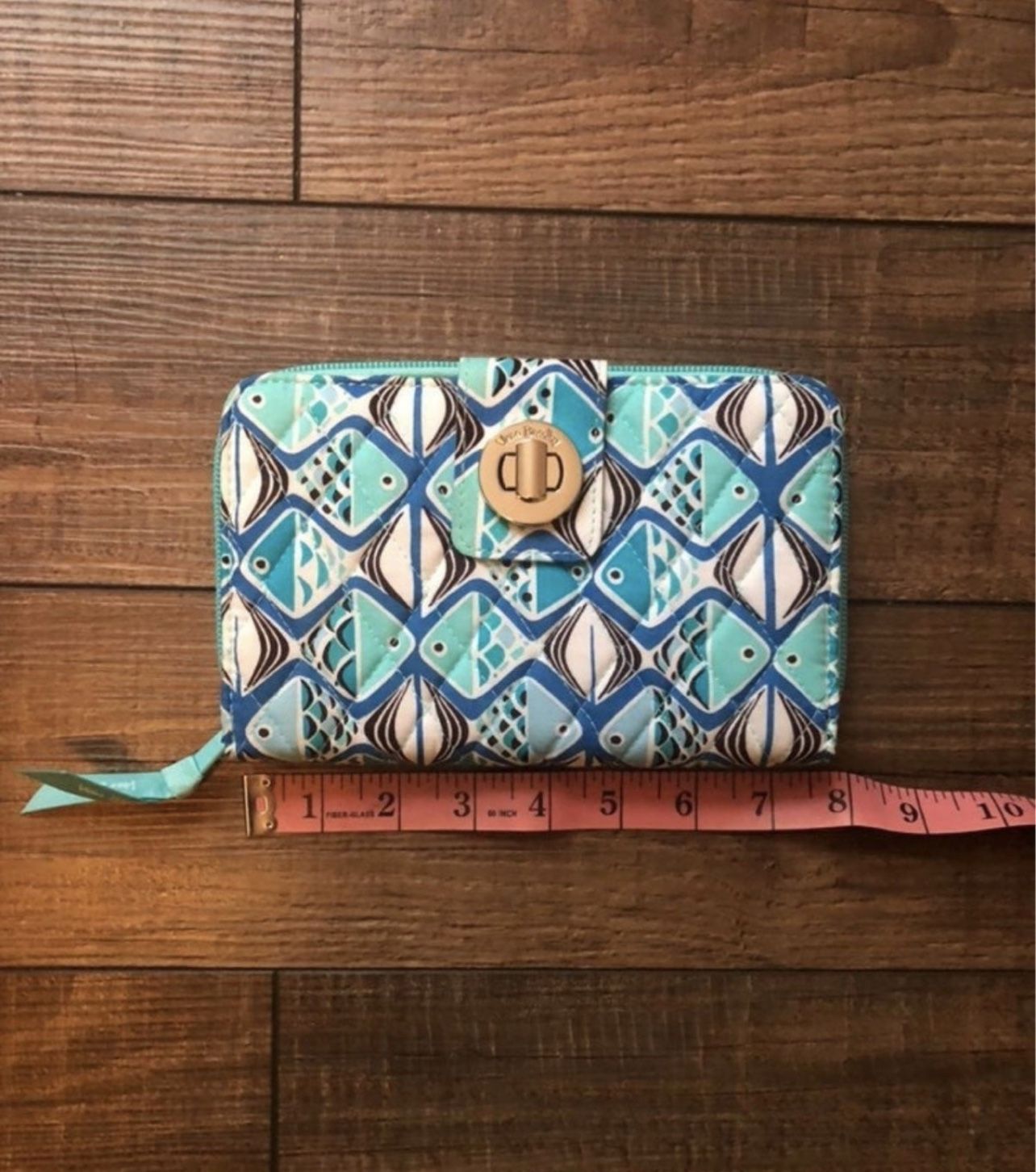 NWT Vera Bradley Go Fish Blue RFID Turnlock Zip Around Wallet Clutch Bag