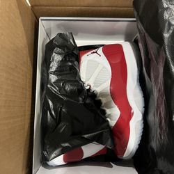 Jordan 11 Cherry
