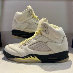 NIKE AIR JORDAN 5 RETRO “LUMINOUS GREEN”