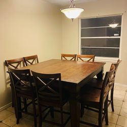 Dinning Table 