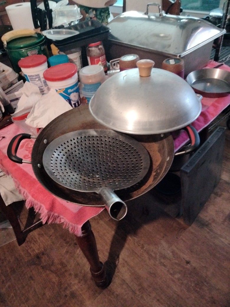 One Large Heavy Duty Steel Walk When Medium Duty Heavy Steel Walk 3 Stainless Woks With Strainer