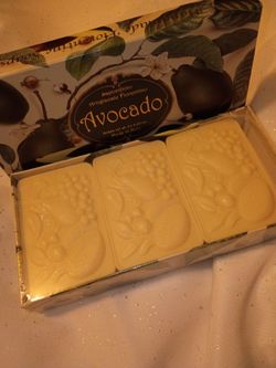 Avocado soap from france