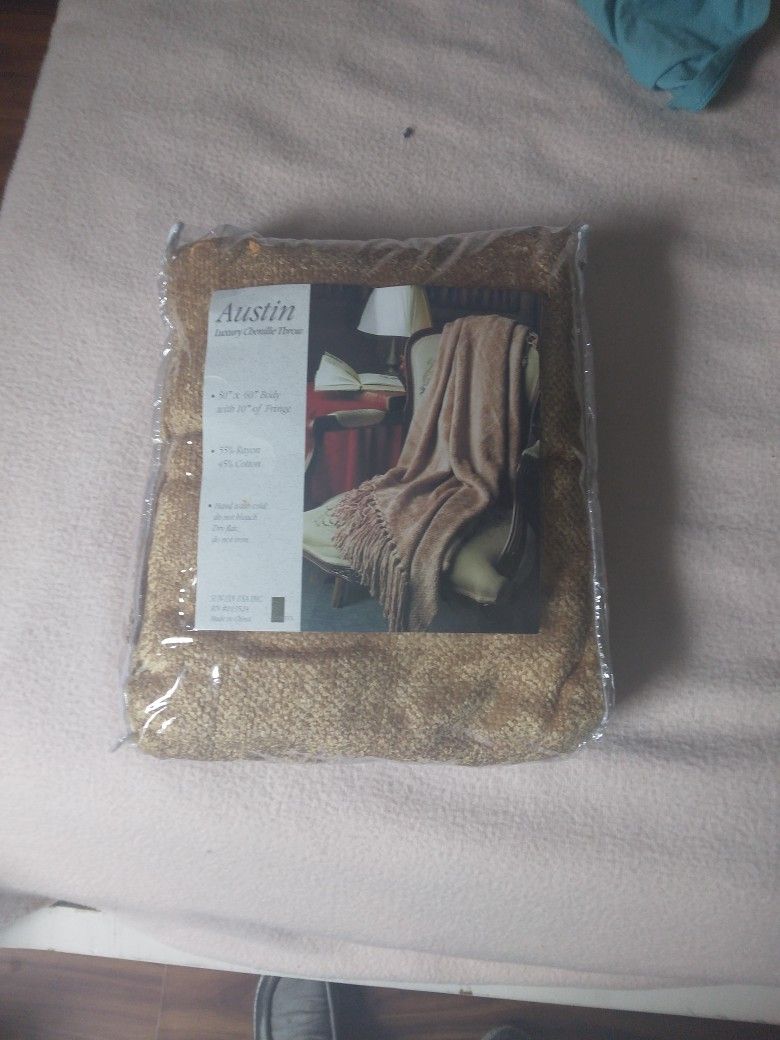 Austin Luxury Chenille Throw Blanket