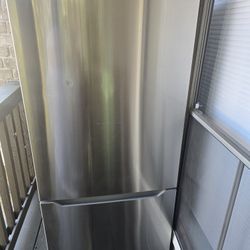 Moving Sale Refrigerator 