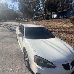2006 PONTIAC GRAND PRIX
