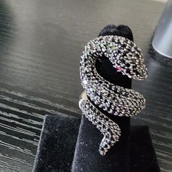 Rarities Black Spinel Snake Ring