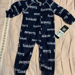Patriots Sleeper Pajamas Size0/3 Months
