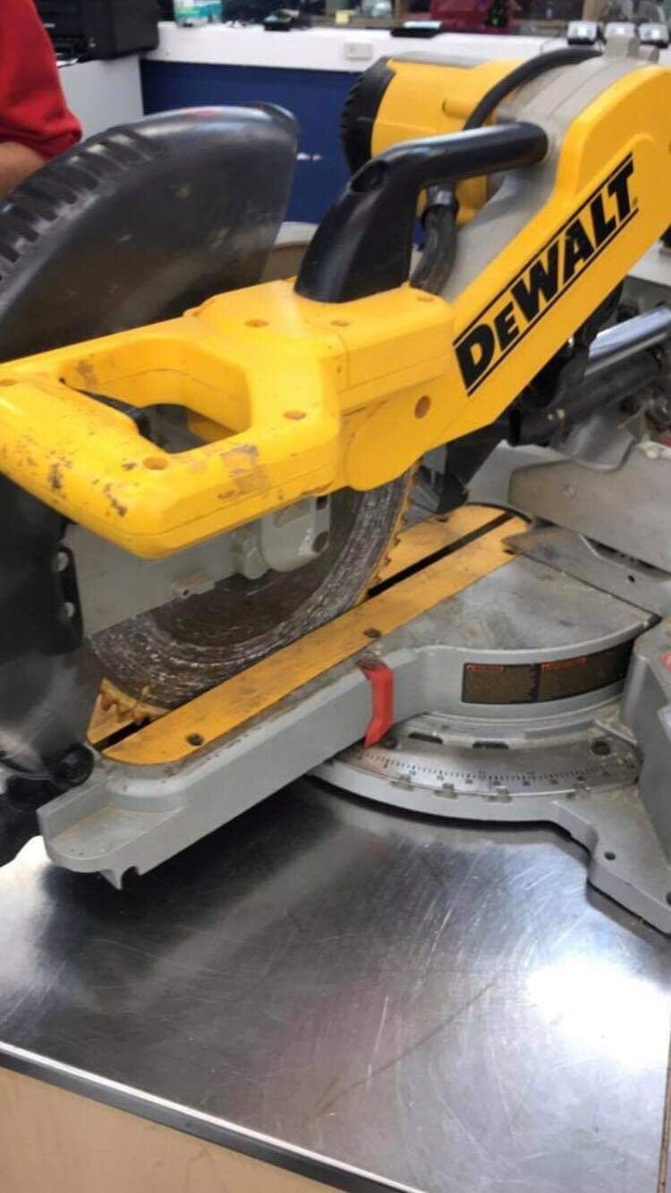 Dewalt miter saw