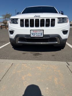 Jeep Grand Cherokee SUV – White