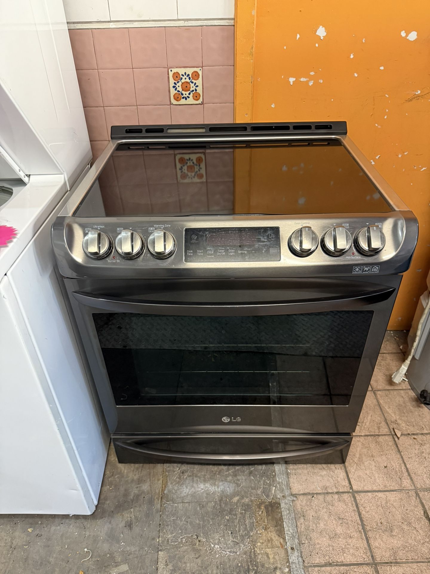 Stove LG 30 Inch Electric
