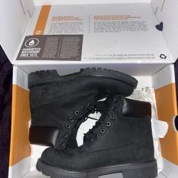 Black timberlands worn 1 time 7.5 