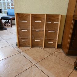 Medical Office Display Case/wall Mounted