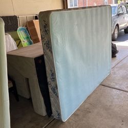 Queen Size Mattress Box