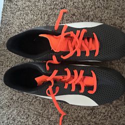 Puma Spirt 2 FG Men’s Soccer Cleats Size 8.5 Black With Orange 