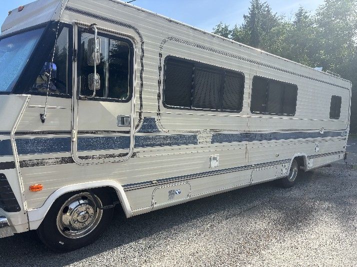 Mobile Home Camper