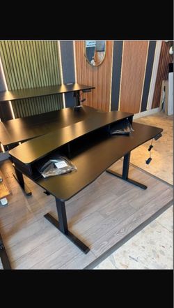 55″ x 26″ Electric Standing Desk with 2 Drawers ( i have lot of sizes and colors available 😀)