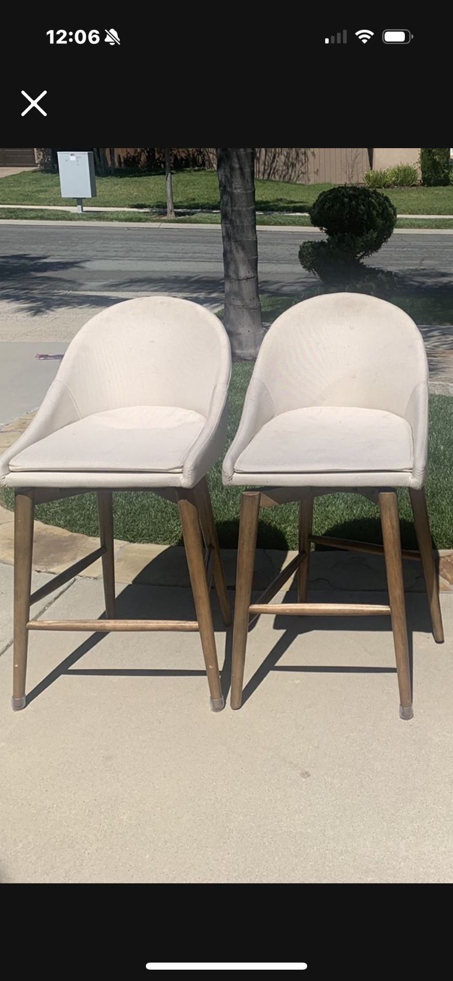 2 New Swivel Counter Height Bar Stools