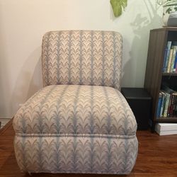 Free Chair