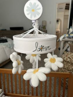 Daisy Nursery Set