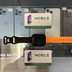 Black Apple Watch SE 1st Gen 44MM LTE