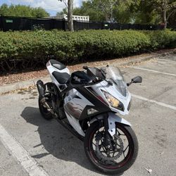 2014 Kawasaki Ninja 300