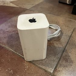 Apple AirPort Extreme Router