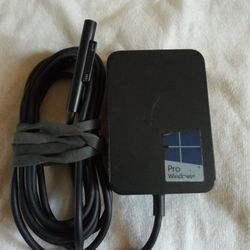 GENUINE MICROSOFT SURFACE PRO 4, 5, 6 POWER ADAPTER 24W 15V - 1.6A
