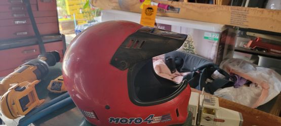 Bell Moto 4 Vintage Helmet
