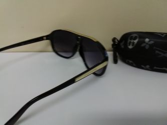 Louis Vuitton Evidence Sunglasses for Sale in Orange, CA - OfferUp