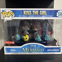 Kiss the girl Funko