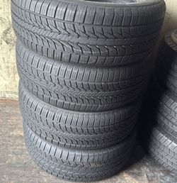 225 60 17 General Altimax Set of 4 Used Very Clean Condition