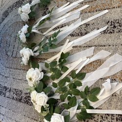 Faux Flowers For Chair Deco