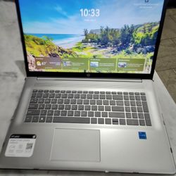 NEW HP 17" Touchscreen Laptop : i3 12gb ram 512HD Win11 NITB